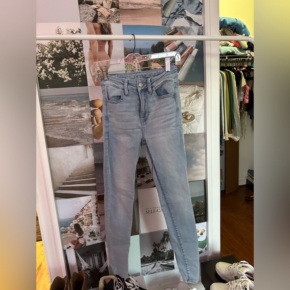 AMERICAN EAGLE BLUE JEGGINGS